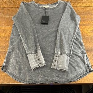 Jane and Delancey lightweight sweatshirt charcoal gray size small new with tags.